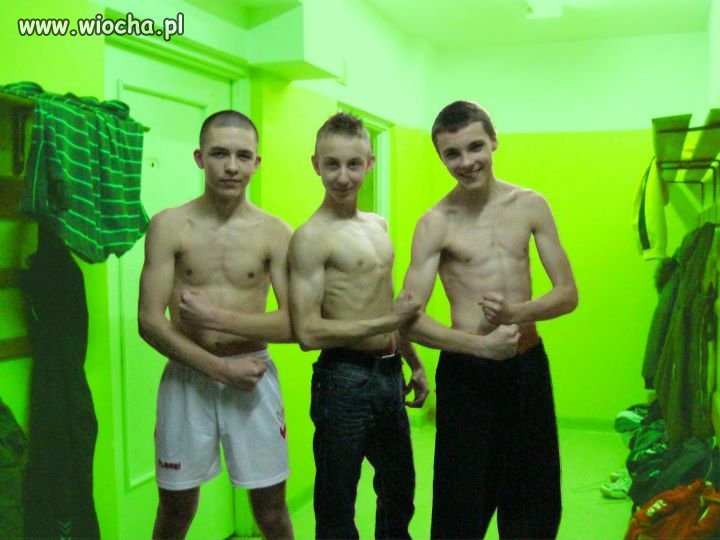I kolejni w stylu lans na klatę