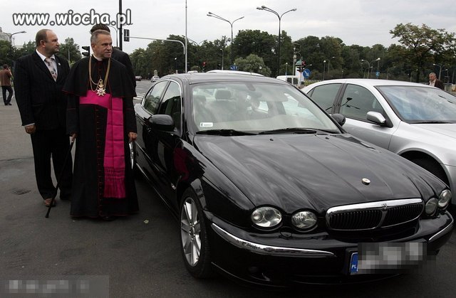 „Łatwiej jest wielbłądowi przejść przez ucho... 