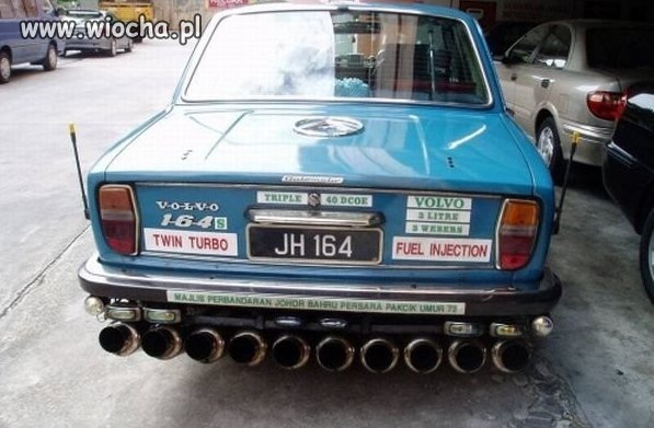 3 litry, Twin Turbo, Fuel Injection ...