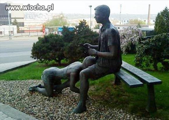 Takie tam na ławeczce...