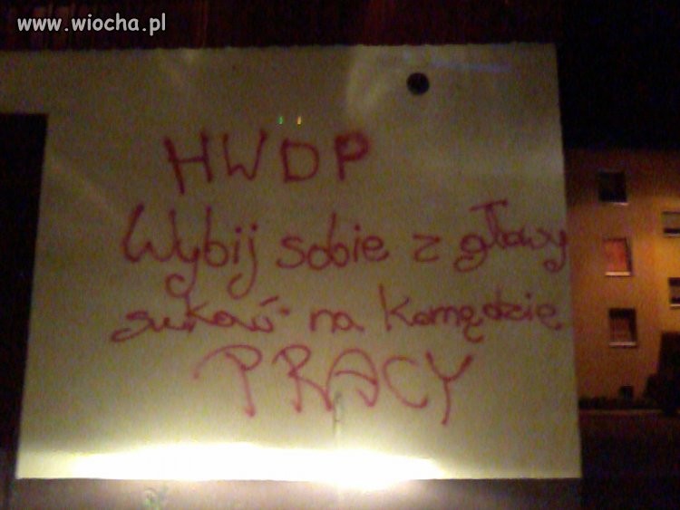 "sukać na komędzie" 