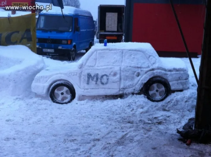4 opony i nuda w pracy