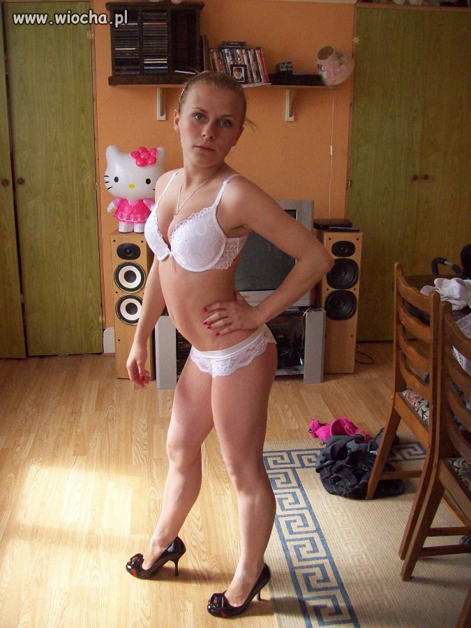 Haha ona ma 16lat