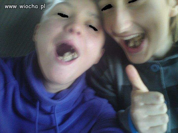 Zobacz kotku co mam w środku