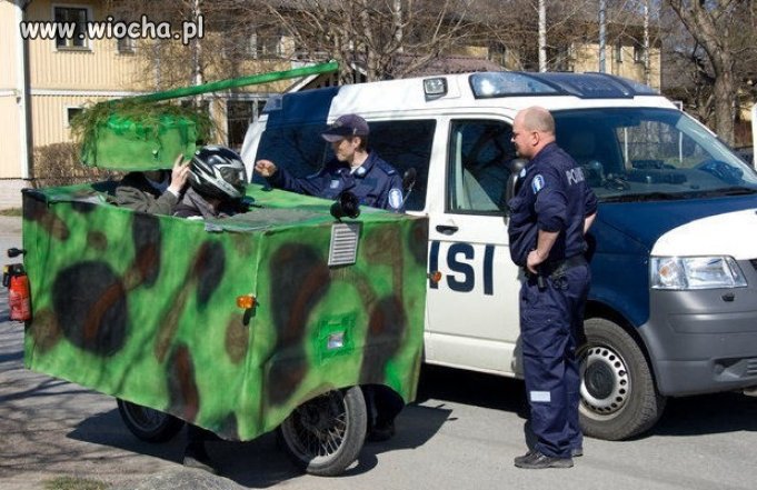 Prawo jazdy i dowód rejestracyjny proszę!