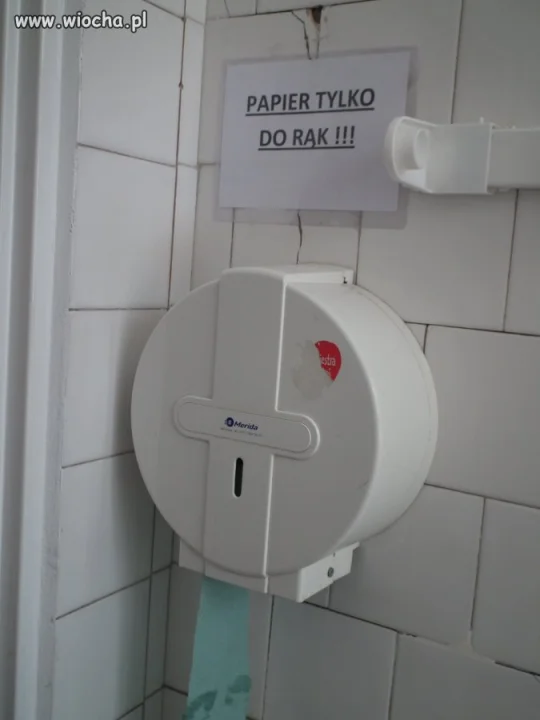 Papier tylko do rąk...