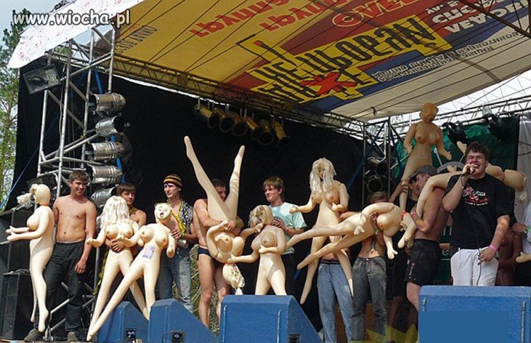 Wszystkie pary prosimy na scenę...