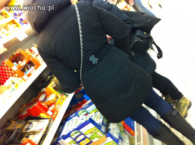 Wiocha w Biedronce