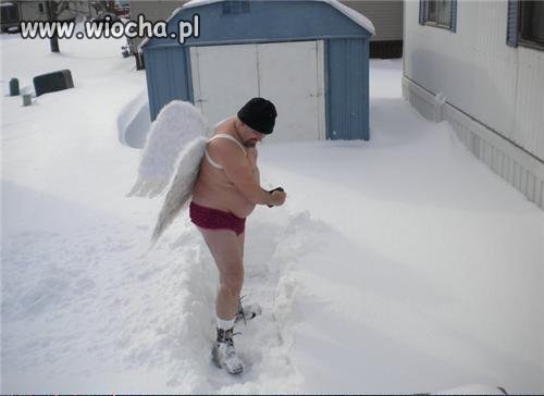 Śnieżny aniołek
