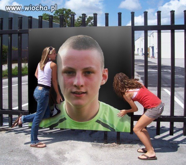 Za Kulisami
