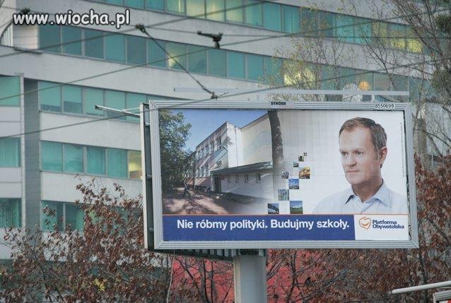 Donald likwiduje szkoły...