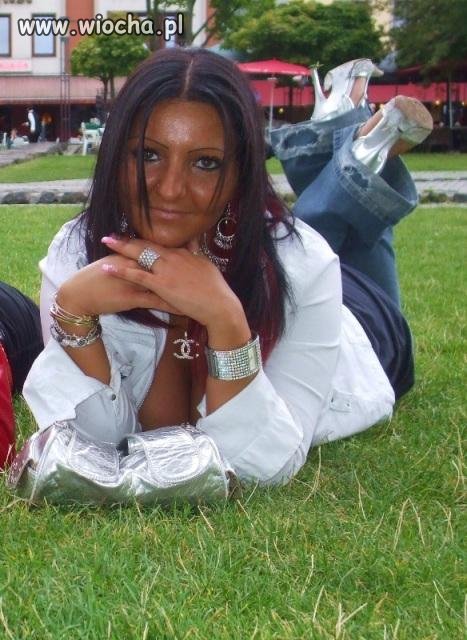 Sexi dziunia i jej tapeta