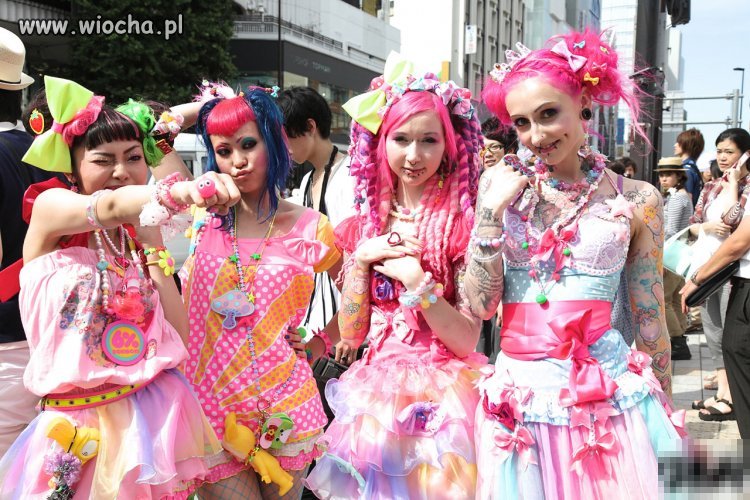 Ganguro sie znudziło, teraz czas na harajuku.