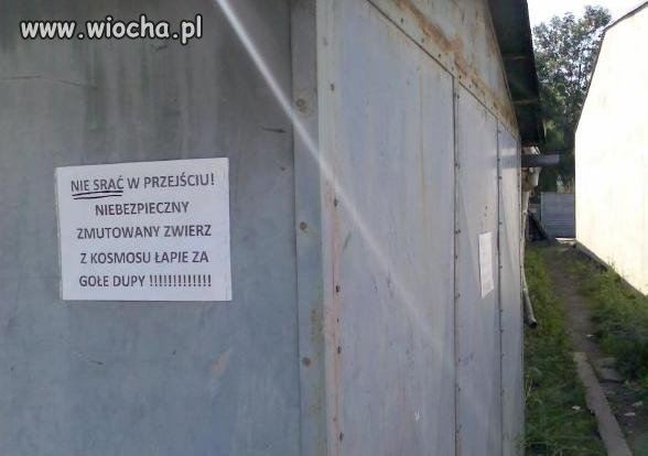 Nie srać w przejściu!