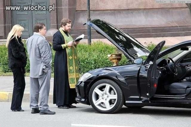 Rozumiem "szumne" święcenie nowej bryczki
