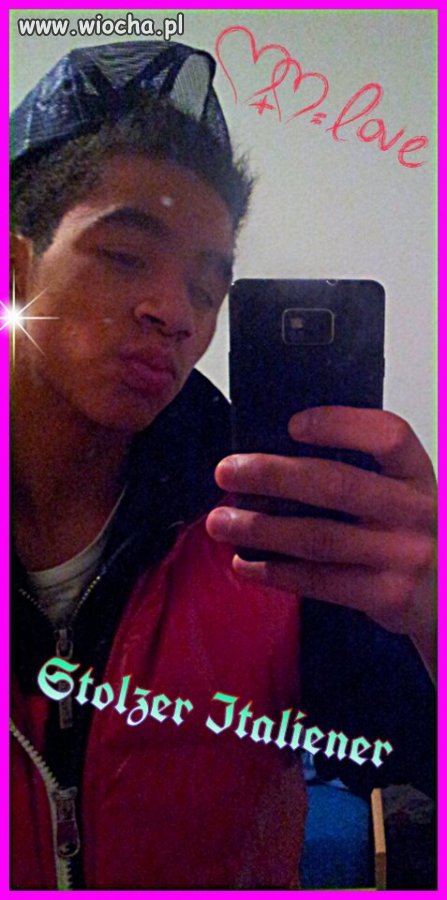 Dzióbek, czerwona kamizelka