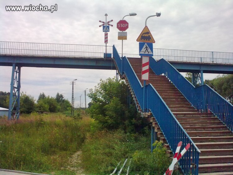 Montowali chyba po pijaku