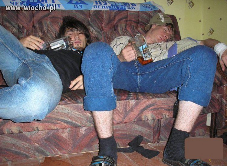 Zwała, ale te zasyfiałe skarpety na glebie...
