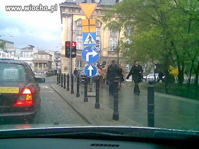 Warszawski absurd