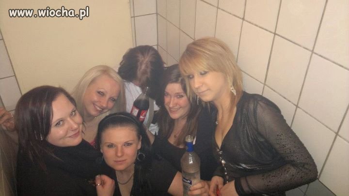 Opis pod zdjęciem: UBIKACJA impreza ZAJEBIŚCIE 