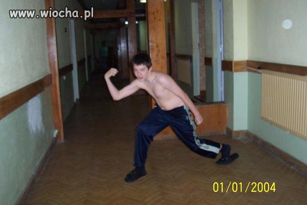 Dres jest, pompa jest, klapki są...