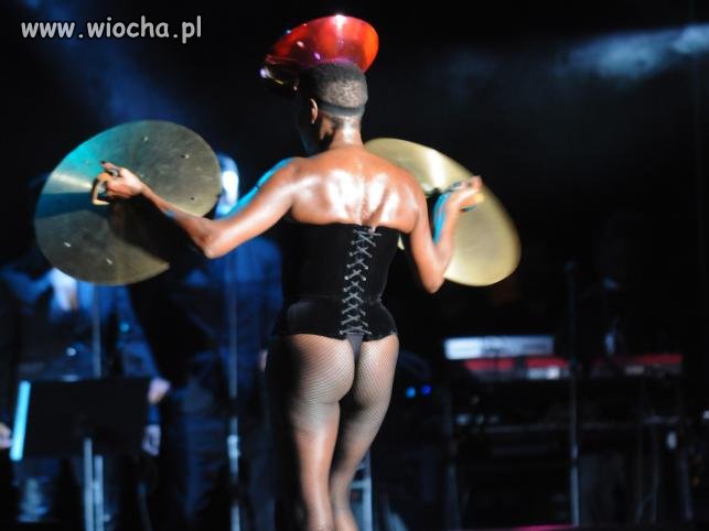 Te Stringi Przerażają