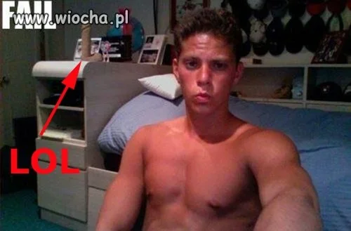 Dzióbek jest i jego nocny przyjaciel też
