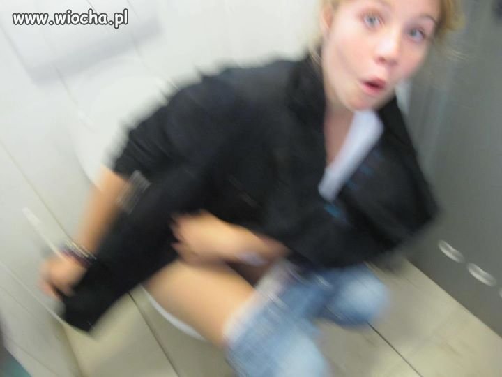 Słit fotka w wc