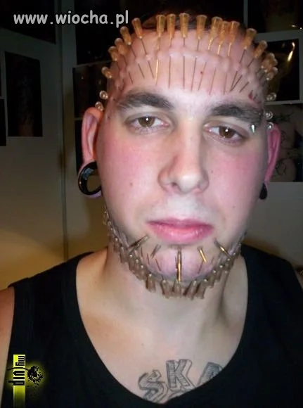 Chyba go poje...