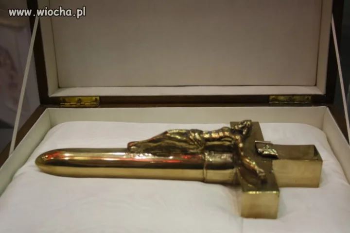 DILDO ZE ZŁOTA