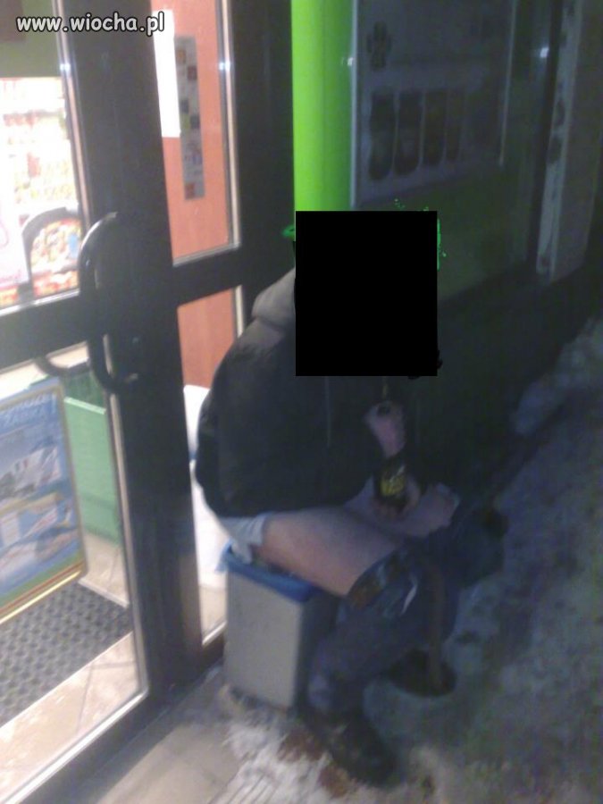 Totalne chamstwo pod Żabką