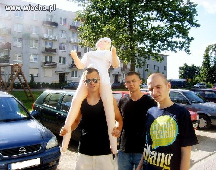 Spacer z kumplami...