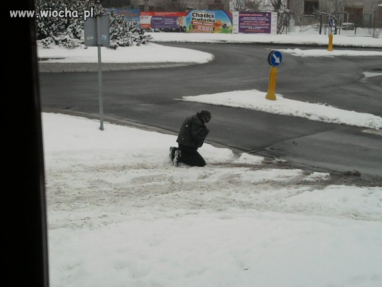 Modlitwa na pasach na rondzie ... 