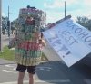 Mógł z puszek po VIP-ie zrobić samolot