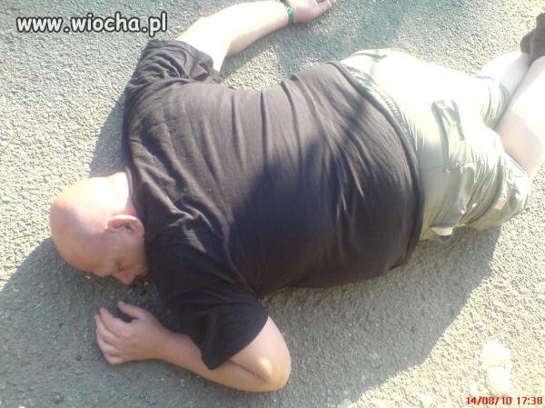 PADŁEŚ POWSTAŃ