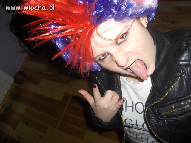 Że niby punk? Wstyd mi za takich ludzi