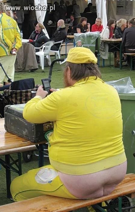 żółte dresiki