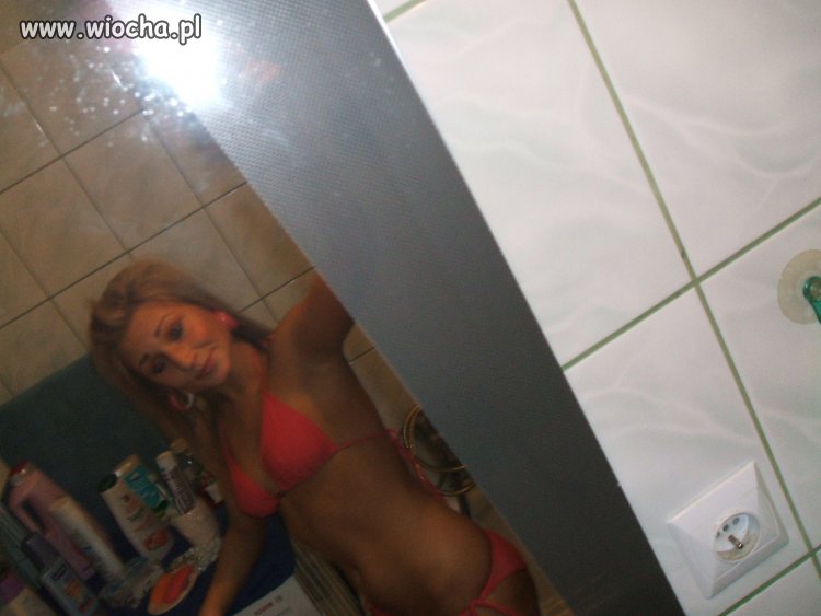 Bikini w kibelku.