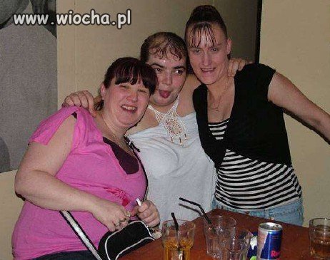 Z przyjaciółkami na imprezie