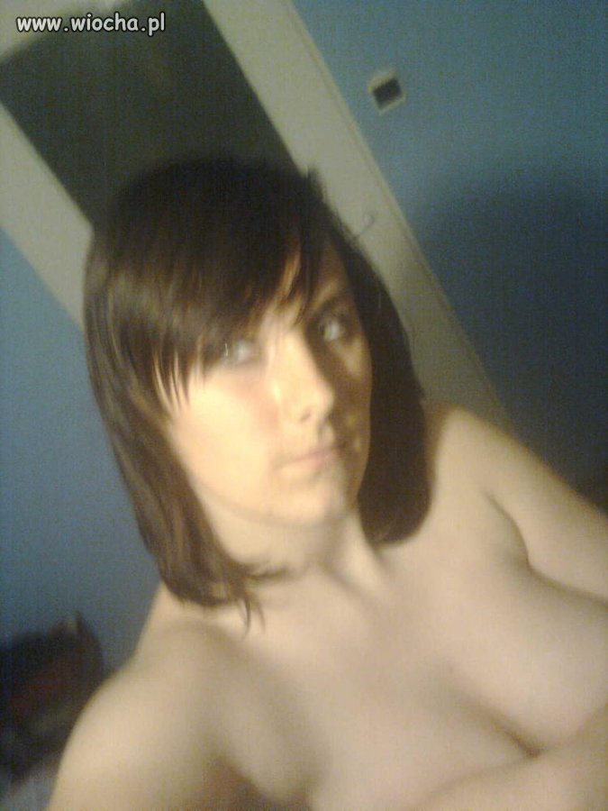 ,,uuu popatrzcie jakie mam duże cycy ;***'''