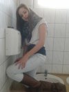 Lans w łazience szkolnej