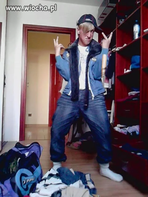 Idiotaaa.. ;D