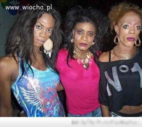 Heey sexy ladies ...