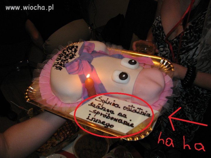 Ciekawy tort ...