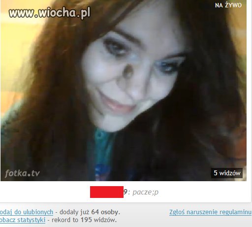 Dziewczyna z kleszczem na fotce 