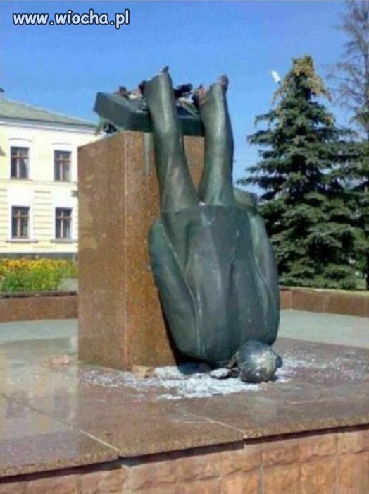 Upadek na twarz...