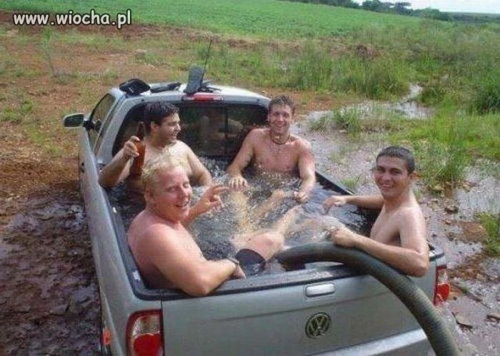 Jest impreza jest browar jest basen?