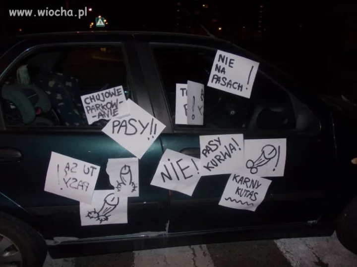 Nie parkuj na pasach!