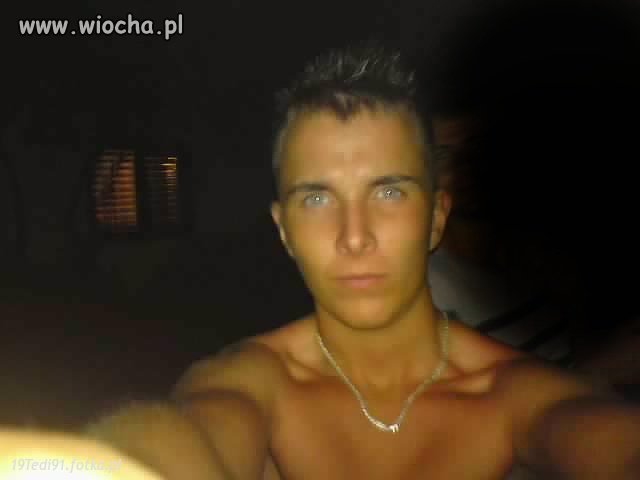 "Męski" skwar z kochankiem w tle.