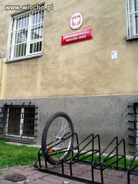 Najciemniej pod latarnią